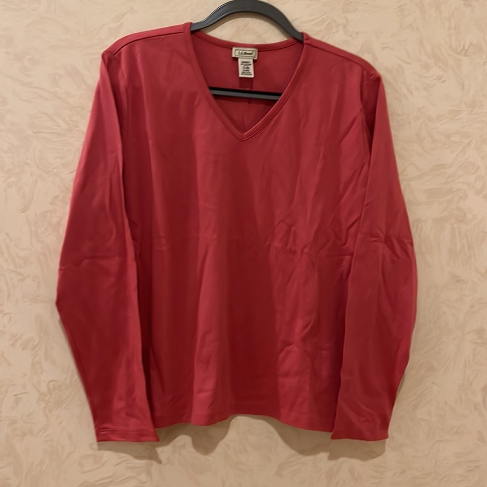 LL Bean Pink Silky Cotton Long Sleeve V-Neck Top Size XL - Picture 2 of 5